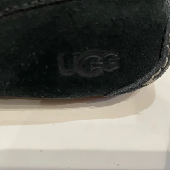 UGG Ansley Women’s 7.5 Black Suede Shearling Moccasin Slippers - Picture 10 of 10